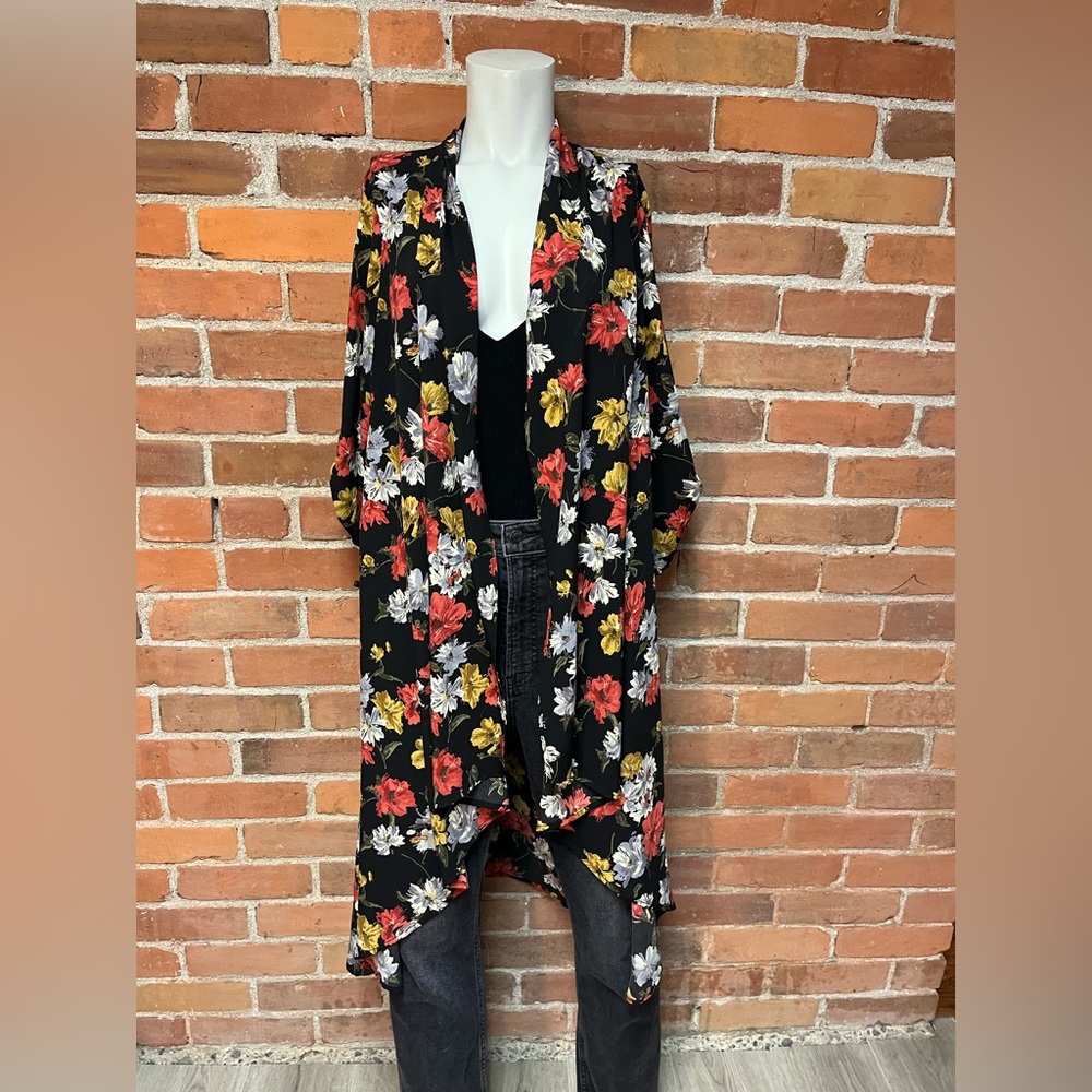 West Kei Floral Kimono Duster